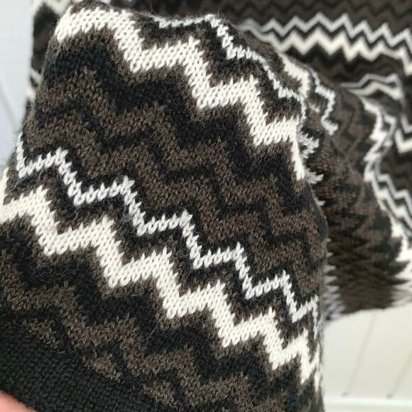 Calvin Klein Women Sleeveless Chevron Knit Sweater Dress Winter Brown Size PS - Picture 2 of 7